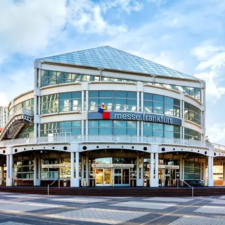 The Atrium Hotel 4*