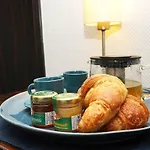 The Atrium 4*